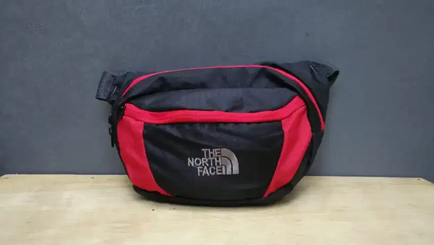 Waist bag/ tas pinggang TNF