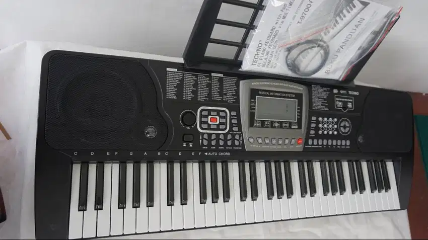 keyboard merk techno T-9700i g3