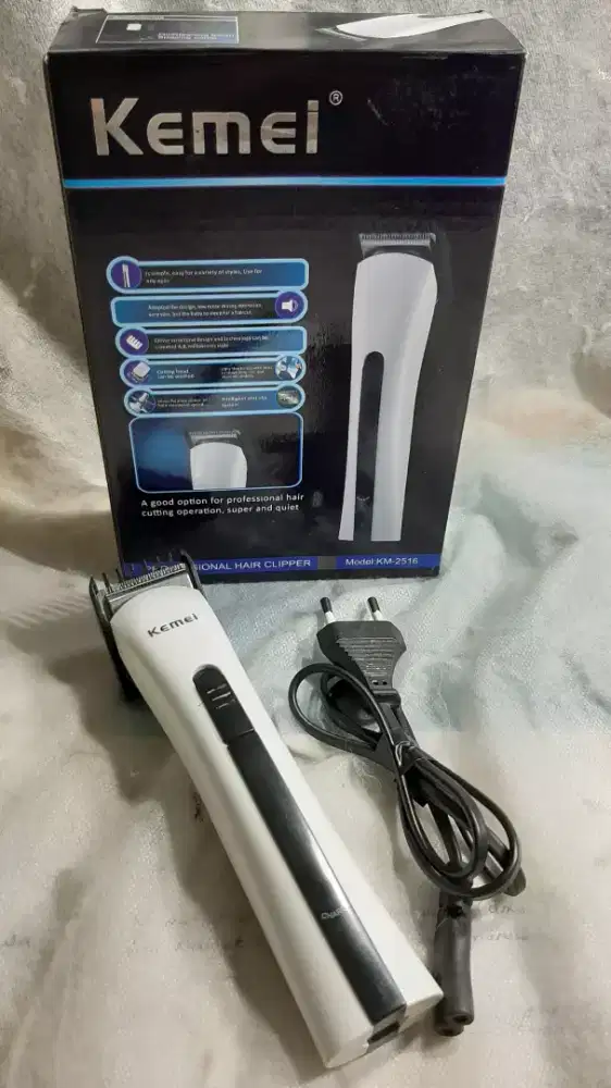 ALAT PANGKAS RAMBUT  merek Kemei murahh