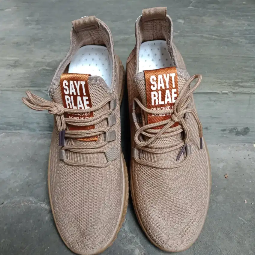 Sepatu leedoo casual original coklat