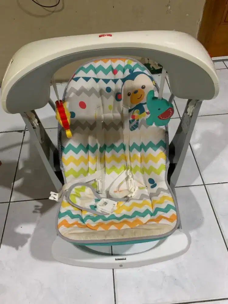 Fisher Price Take along Baby Swing & Seat. Ayunan goyang anak / bayi