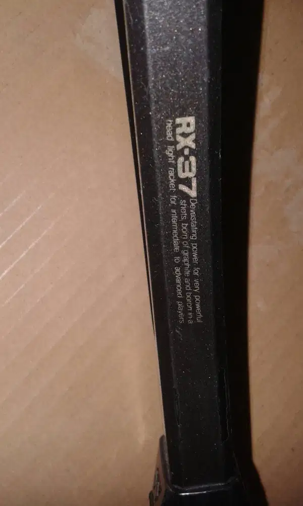 Raket Tenis Vintage Yonex RX-37