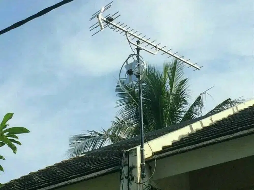 Pusat Electro I Antena TV Kualitas Digital Lengkap Jasa Pasang