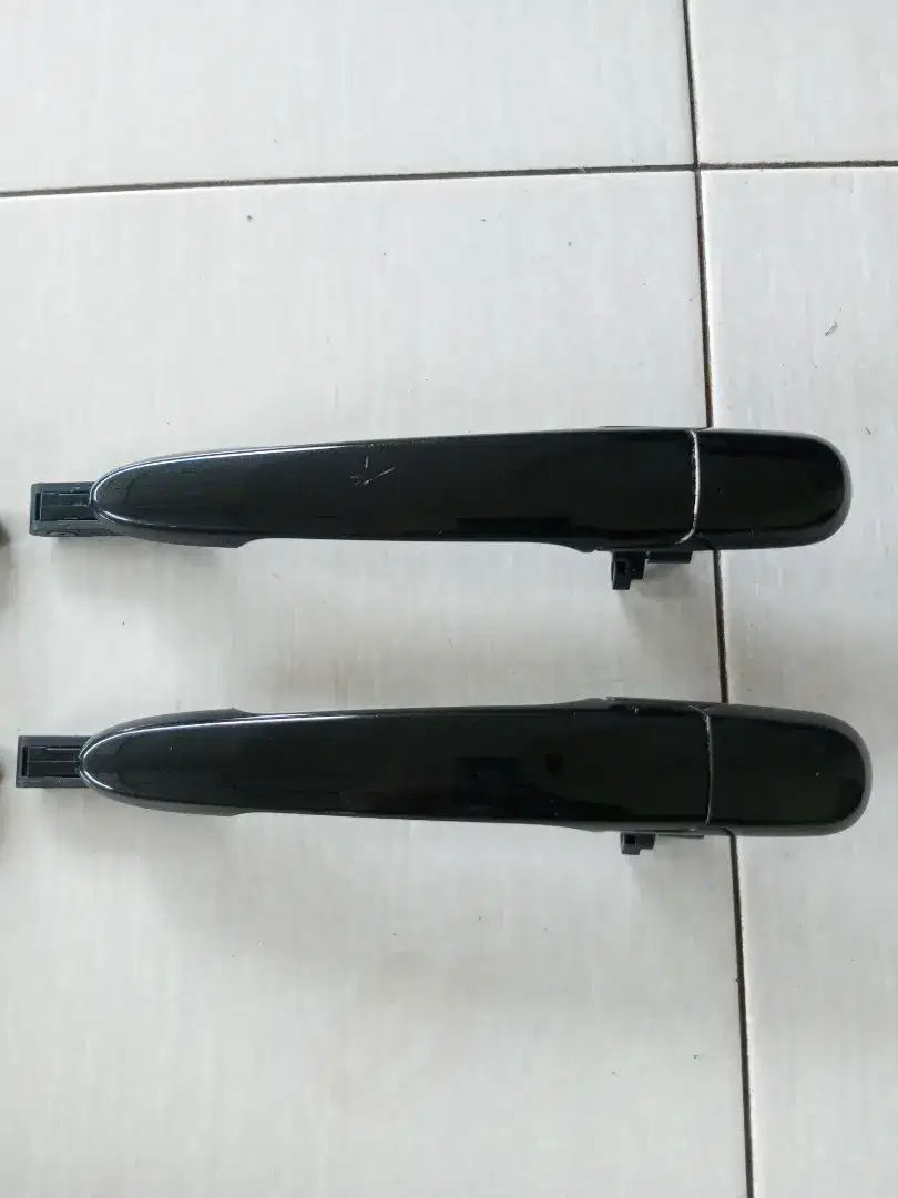 HANDLE PINTU XENIA DAN AVANZA