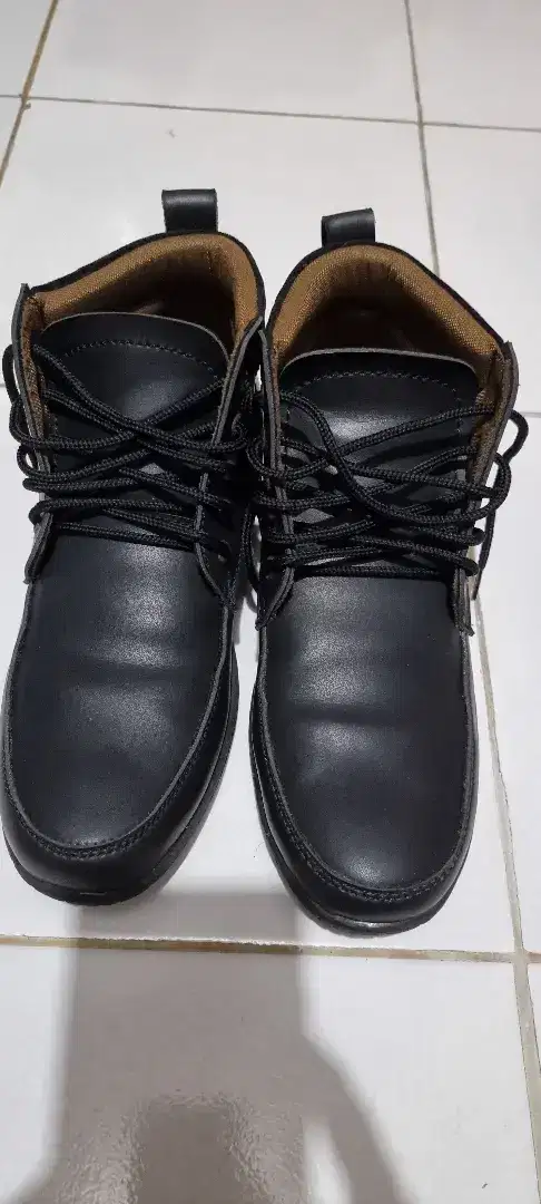 Sepatu Pria Merk Yongki Komaladi Original Warna Hitam