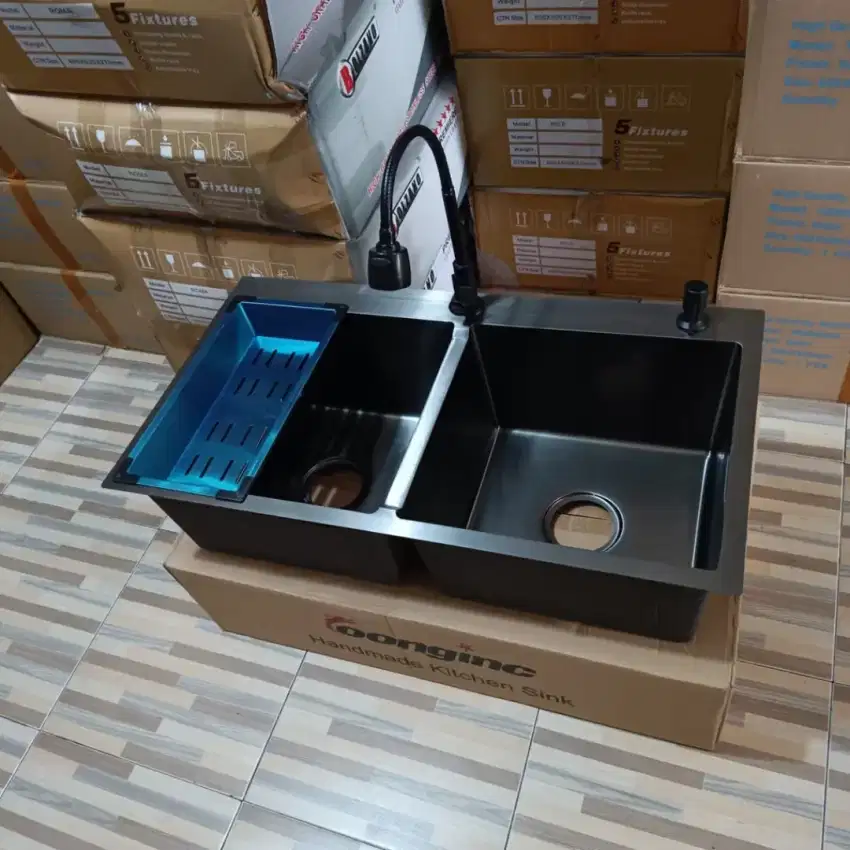 KITCHEN SINK 8245 OONGINC BLACK SUS 304 LENGKAP