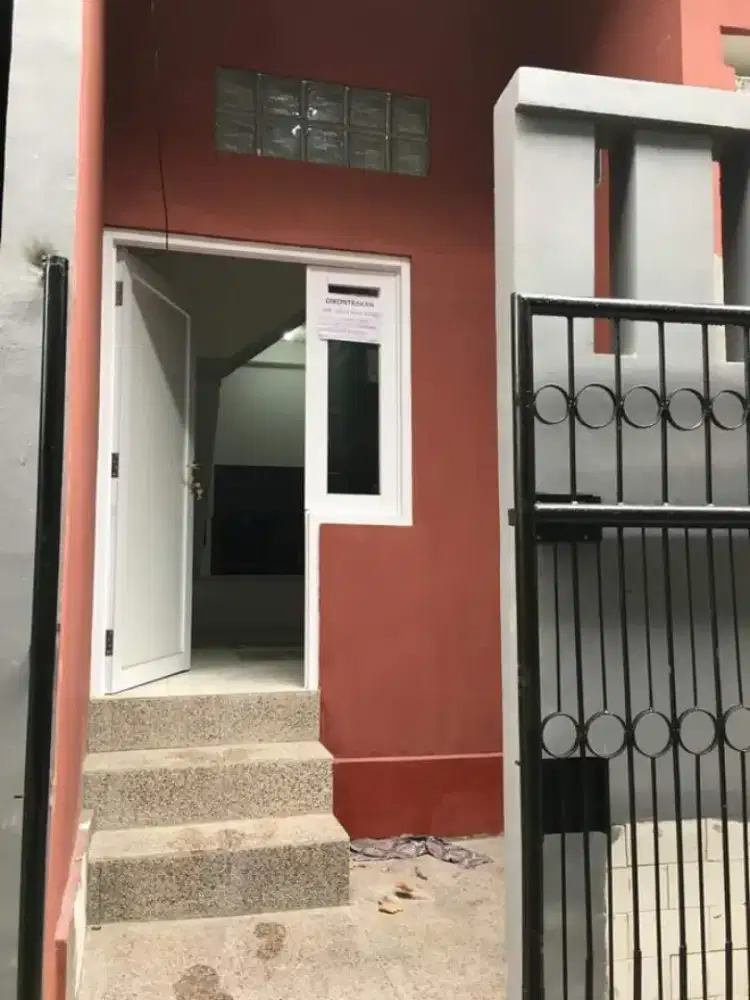 Disewakan Rumah Sebelah lapangan badminton Ampera-Pademangan