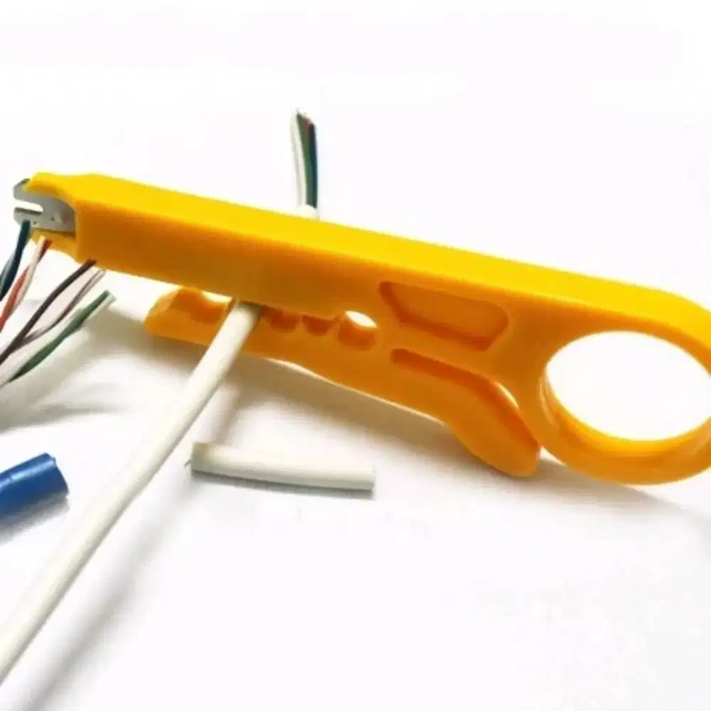 Pengupas kulit kabel