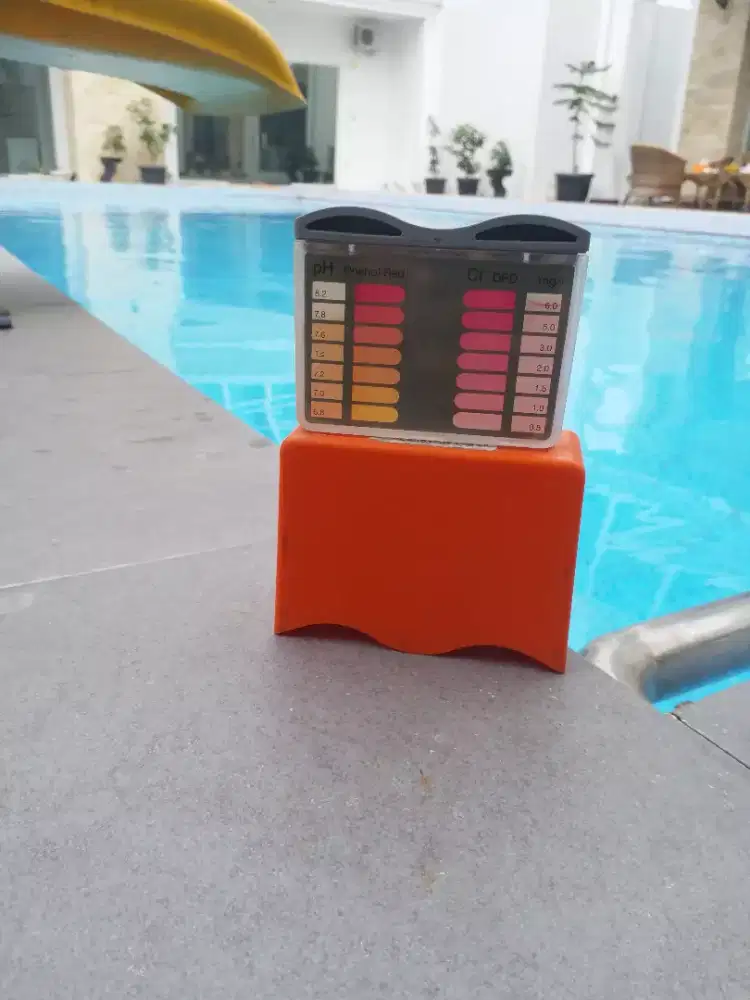 Tukang bersihkan kolam renang medan