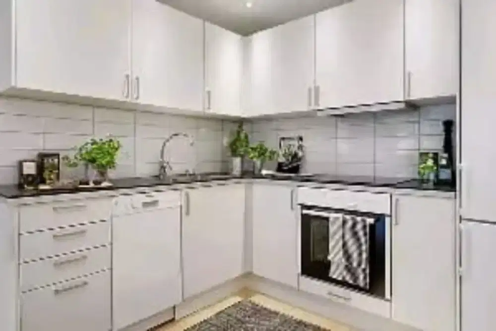 Dekorasi dapur dengan meja marmer dan granit