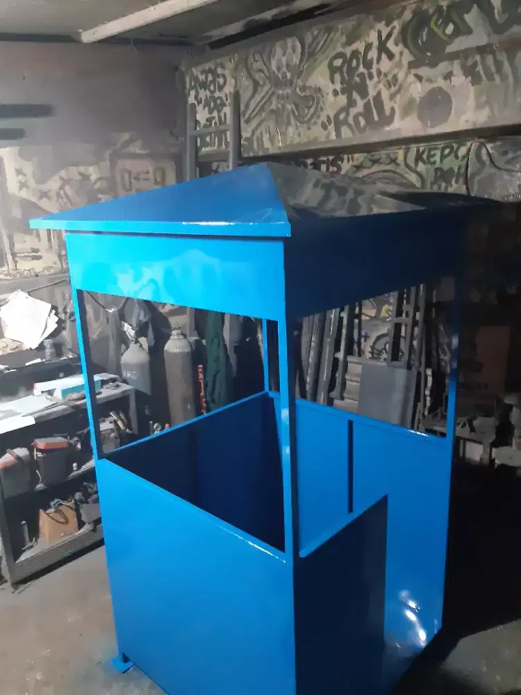 Pos securiti bahan besi