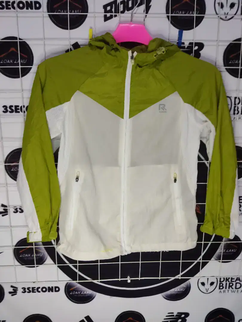 JAKET ANAK SECOND BAHAN PARASUT