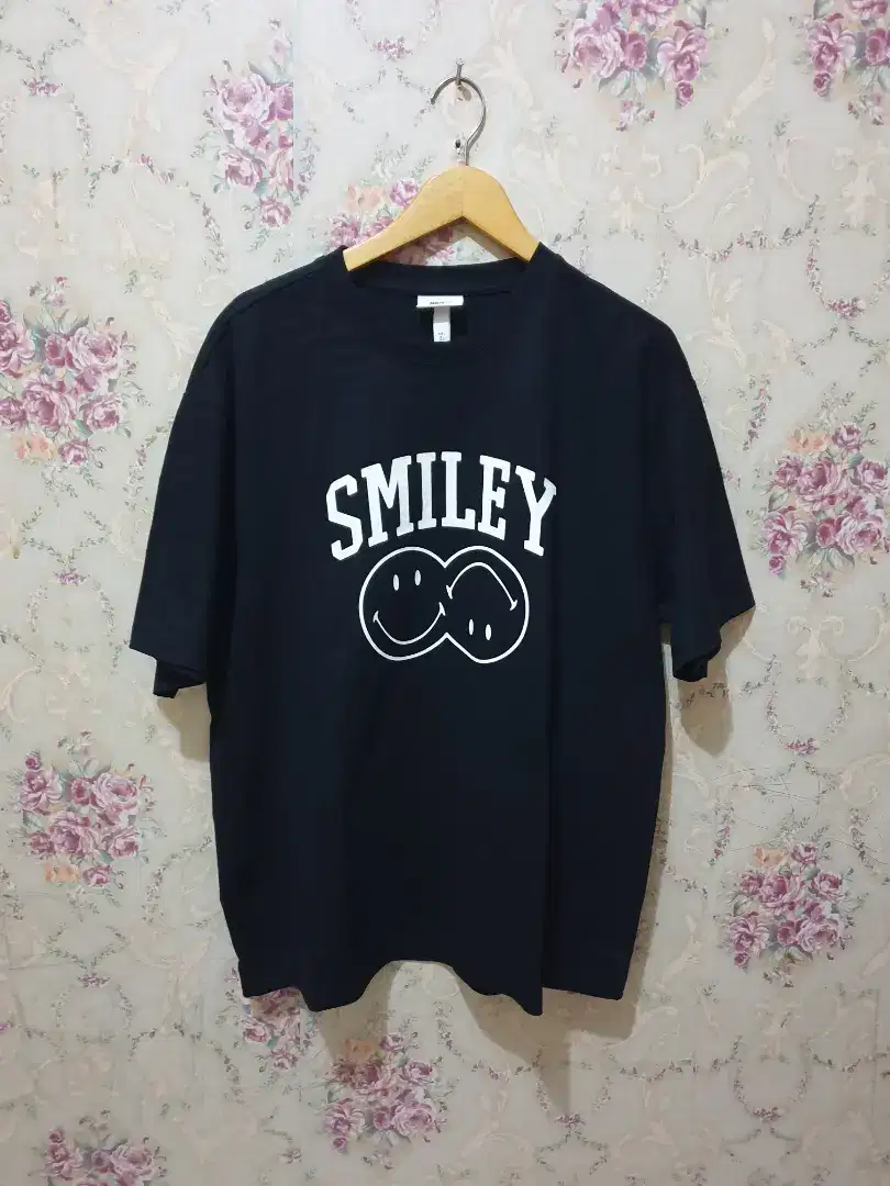 Mulus .authentic kaos .t shirt smiley size L