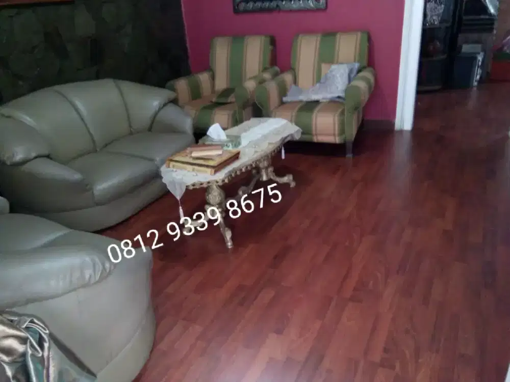Lantai Parquet termasuk pasang