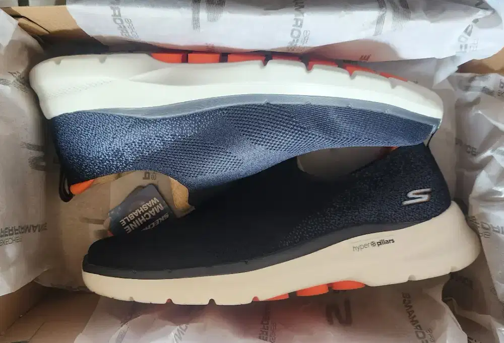 SKECHERS GOWALK6 air cooled BLUE original size 10.5 /45 nego smpe jadi