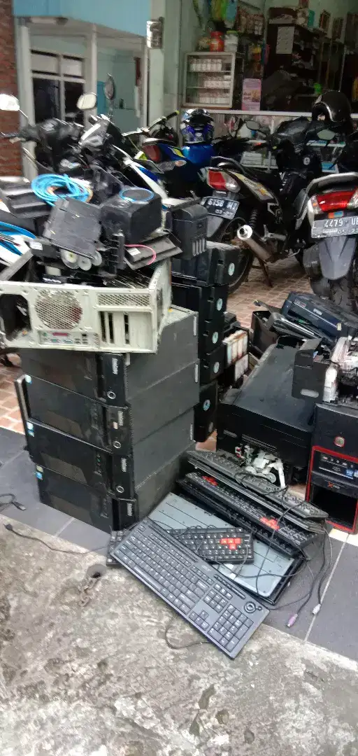 Kami siap beli komputer rusak printer epson Lseris eror Ac,kulkas dll
