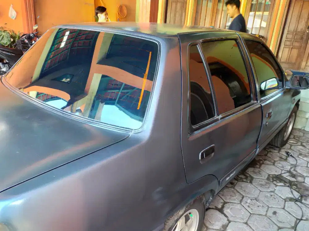 berbagai merk kaca film untuk mobil panggilan