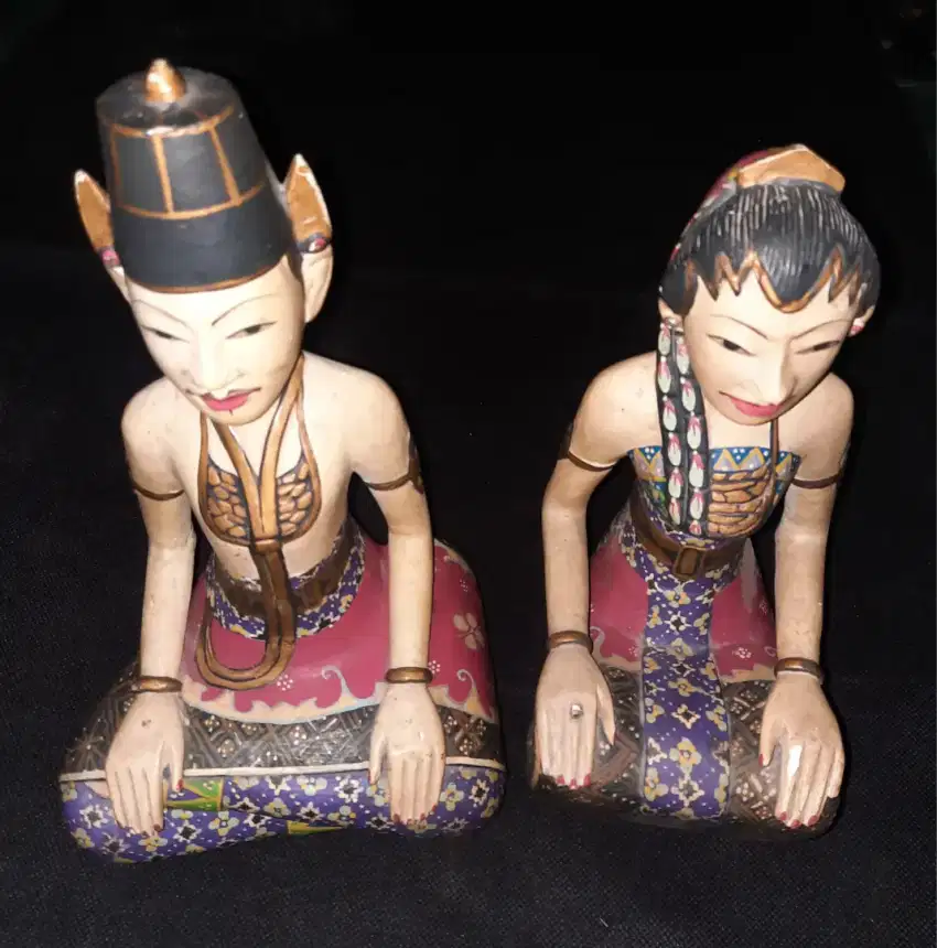 PATUNG LORO BLONYO.
