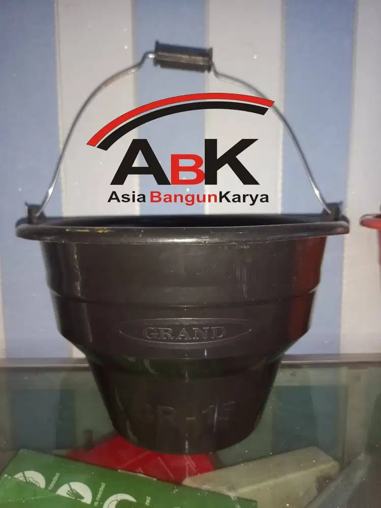 TIMBA COR WARNA HITAM