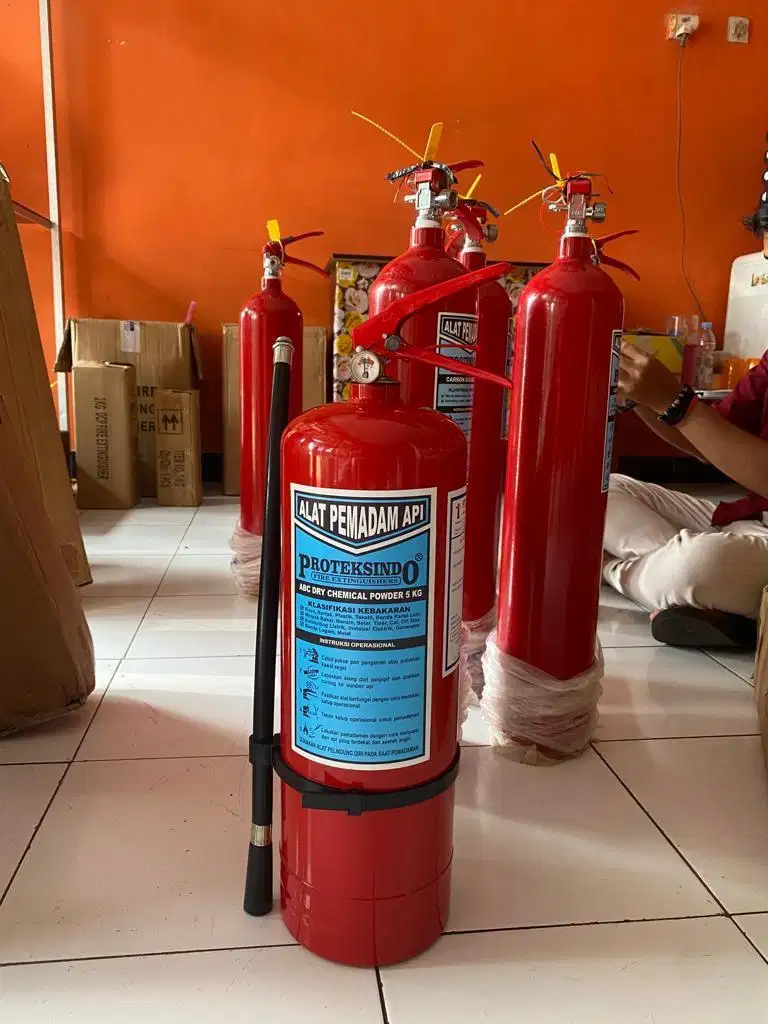 APAR 3 KG MURAH ISI DRY CHEMICAL POWDER TABUNG PEMADAM API