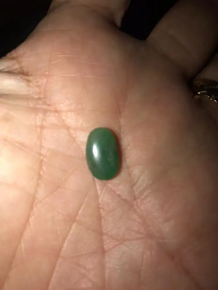 Natural  Batu Giok Burma