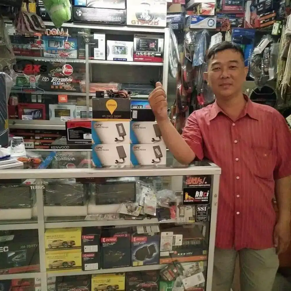gps tracker pelacak mobil, truk dan motor