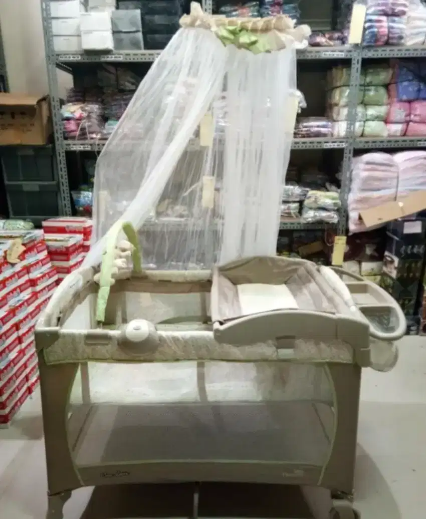 Tempat tidur bayi baby box cocollate