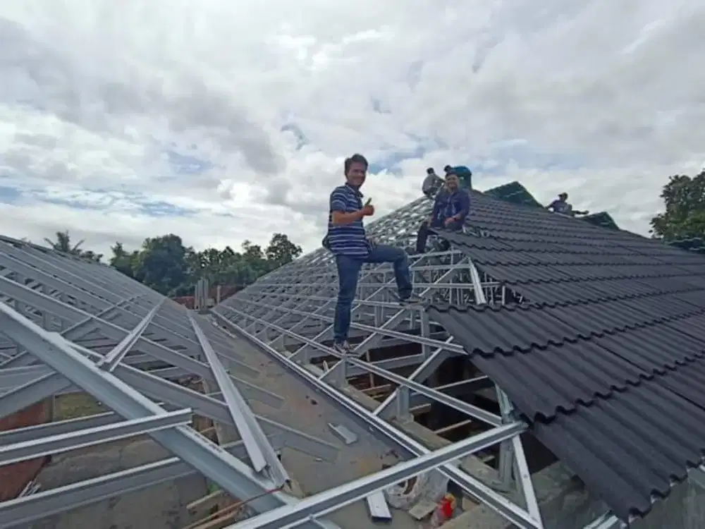 Baja ringan se-Jabodetabek. Renovasi atap lama ganti baja ringan ?