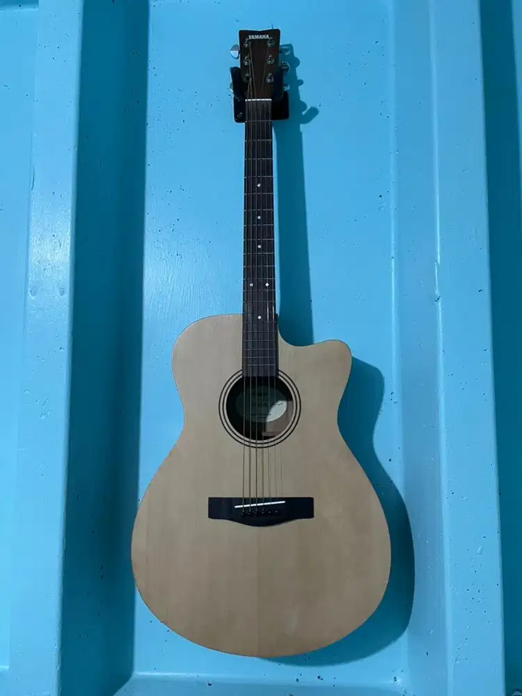 Gitar Yamaha FS400C