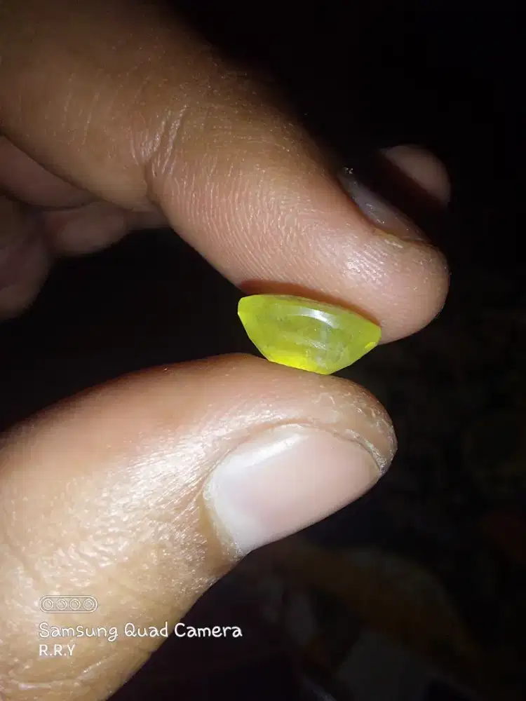 Permata Yellow safir tebal