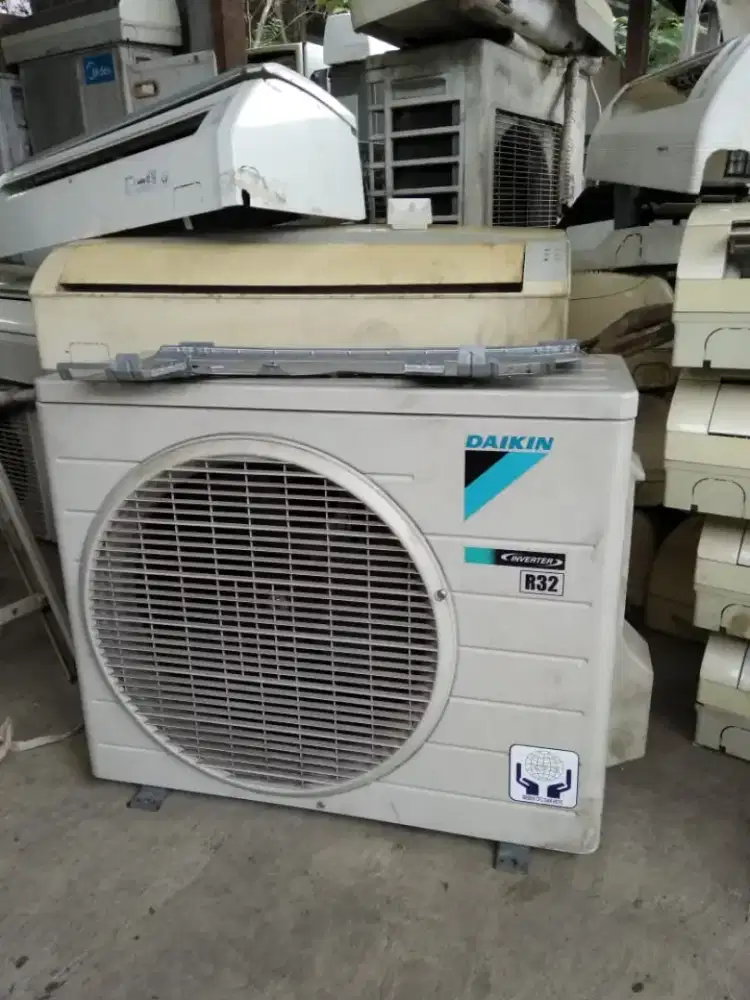 Trima AC bekas segala kondisi.