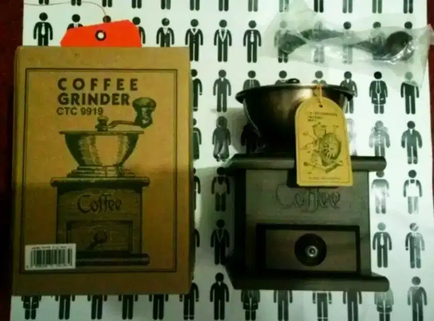 Grinder Coffee
CTC 9919 Big Box Wood Cone Handy Grinder