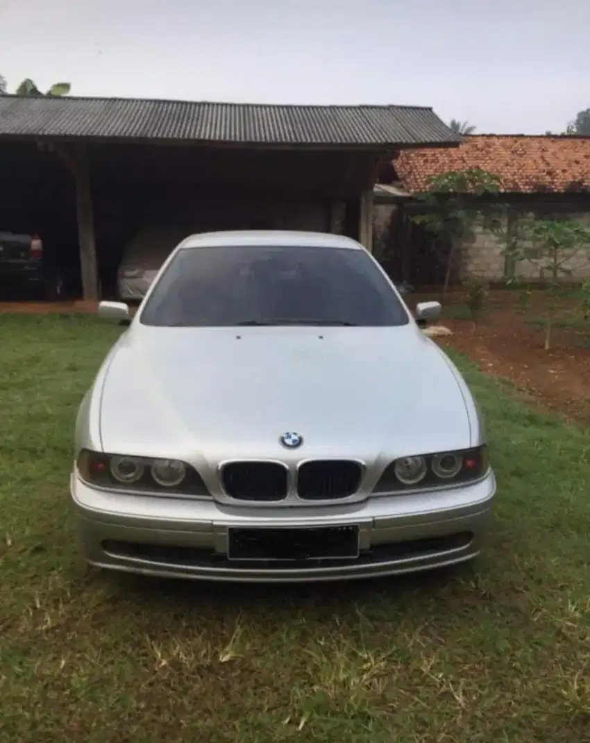 BMW 520i E39 2,2A/T facelift - Mobil Bekas - 912525009