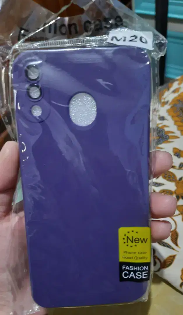 Casing Samsung M20