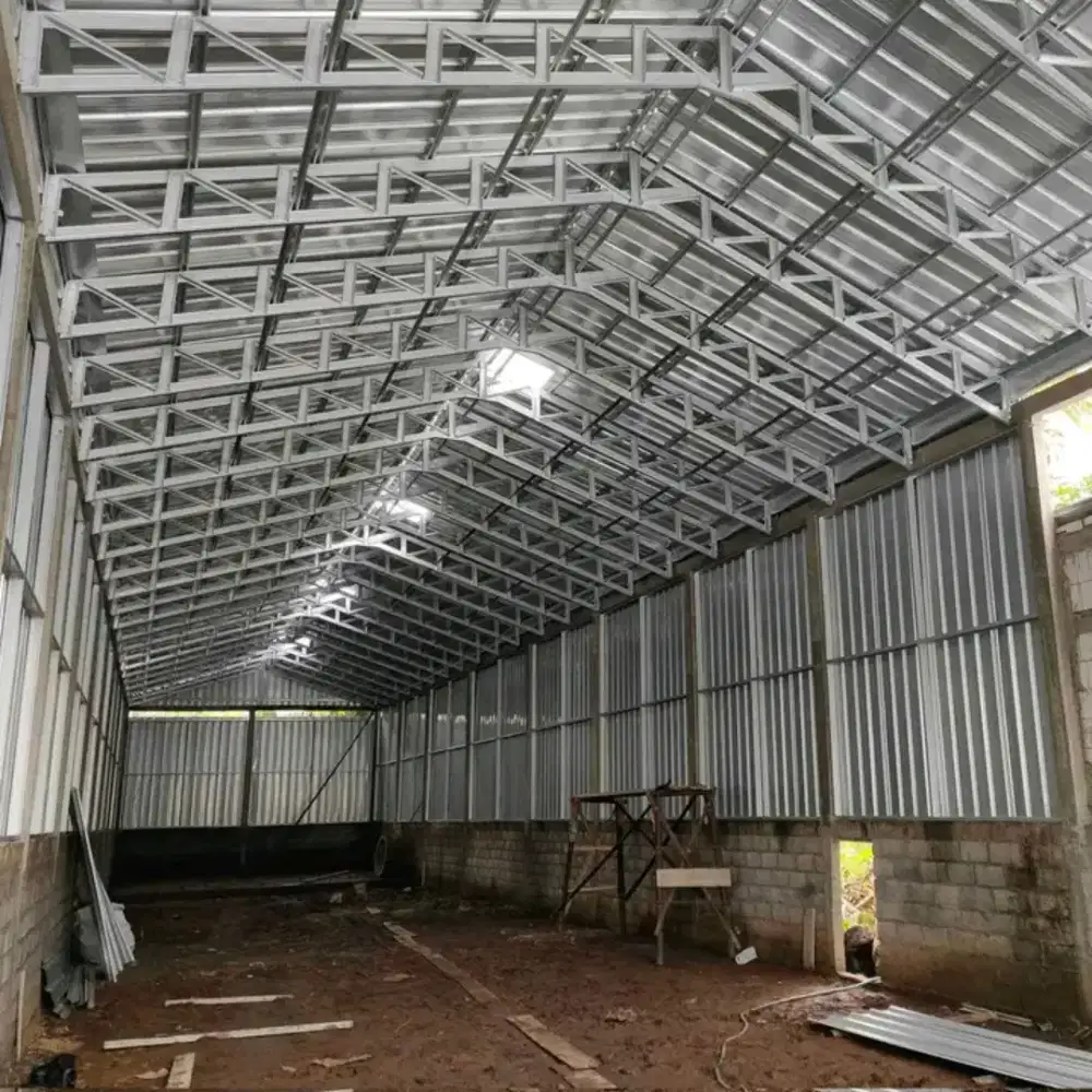 Gudang ful baja ringan 075