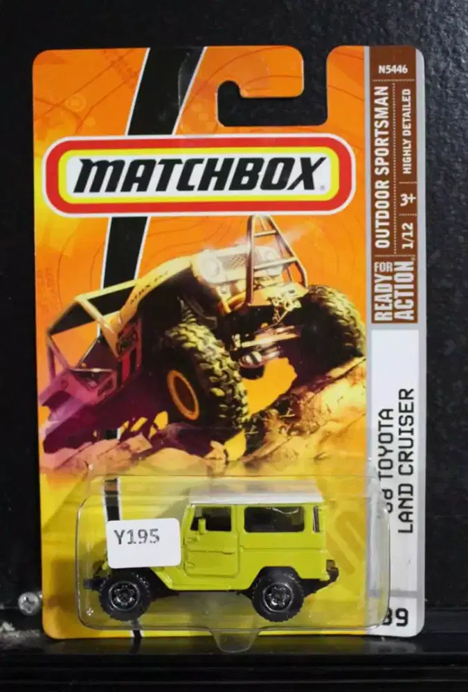 MATCHBOX 68 TOYOTA LAND CRUISER 2008 TLC JEEP KUNING