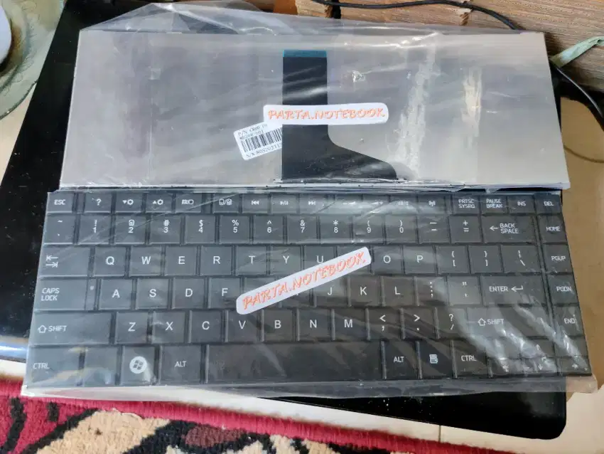 Keyboard Laptop Toshiba L800 L805 L830 L840 C800 C800D C805 C840