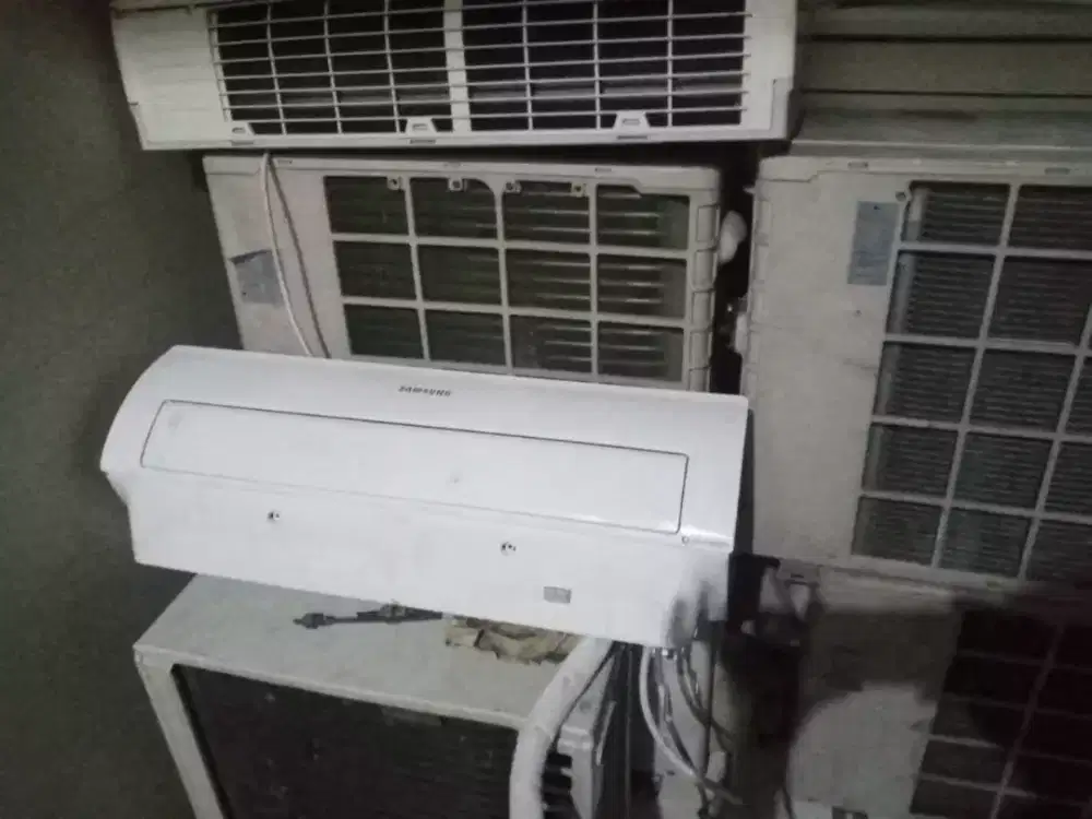 Menerima AC bekas,mati,ataupun bocor