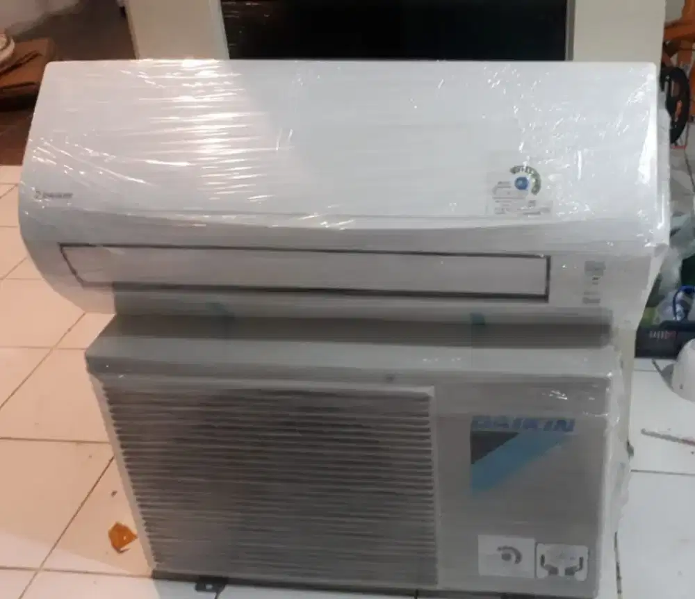 AC DAIKIN THAILAND SECOND 1/2 PK R32 ORIGINAL