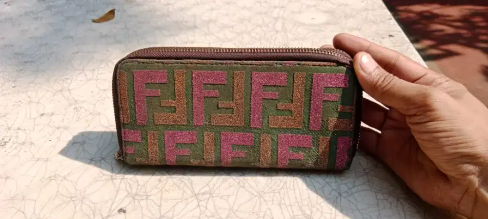 Fendi dompet clutch wanita