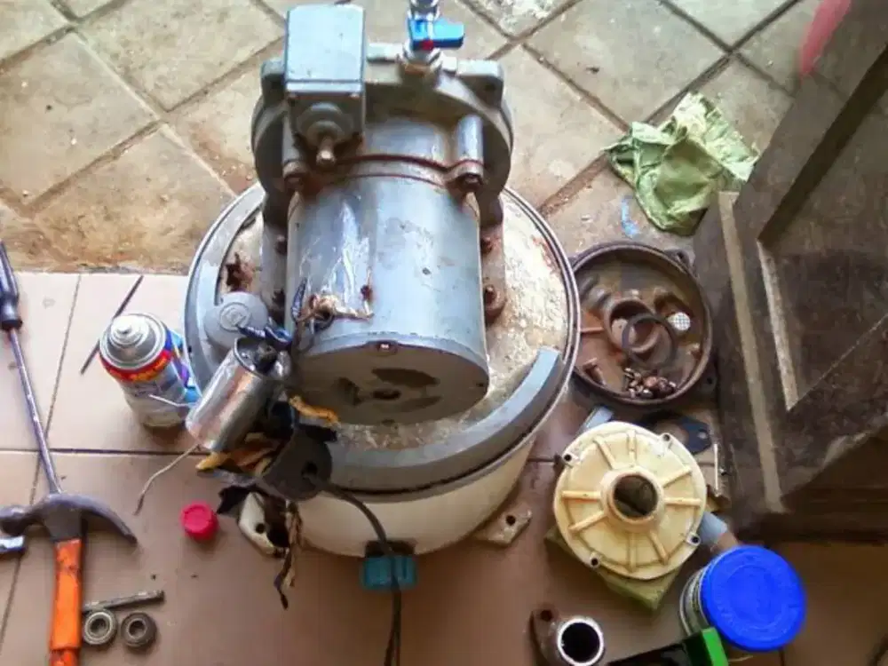 perbaikan pompa air