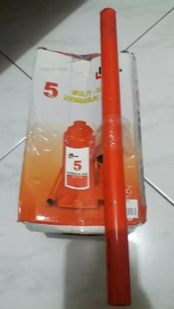 Dongkrak ban, dongkrak mobil, dongkrak botol, dongkrak jembatan