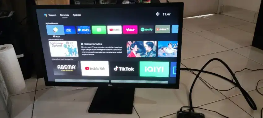 Monitor komputer merk LG