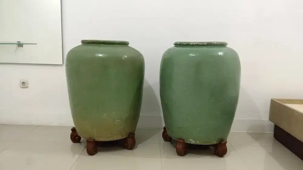 Dijual Gentong Antik Kembar Ratusan Tahun. Diameter 60cm Tinggi 80cm