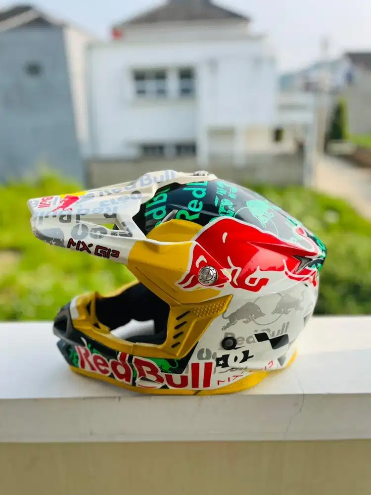 Helm store redbull cross