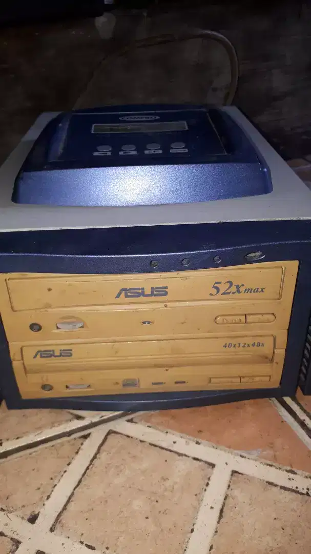 Cd rom utk komputer dll kond normal Hrg terjangkau cpt dpt se lg ada