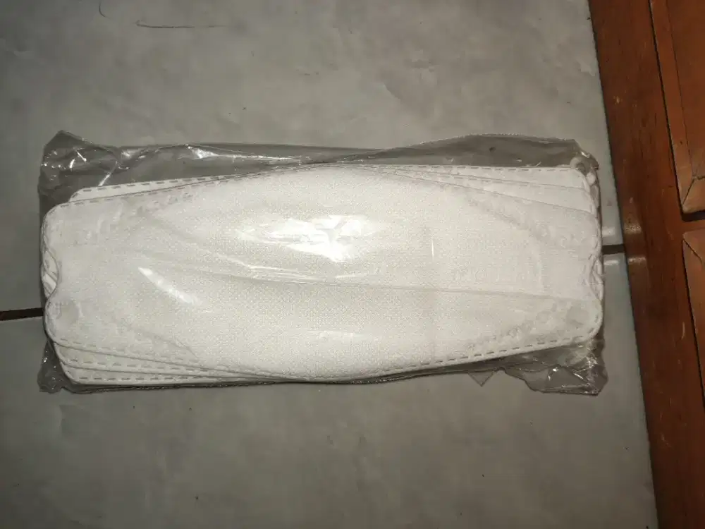 Masker KF94 Putih