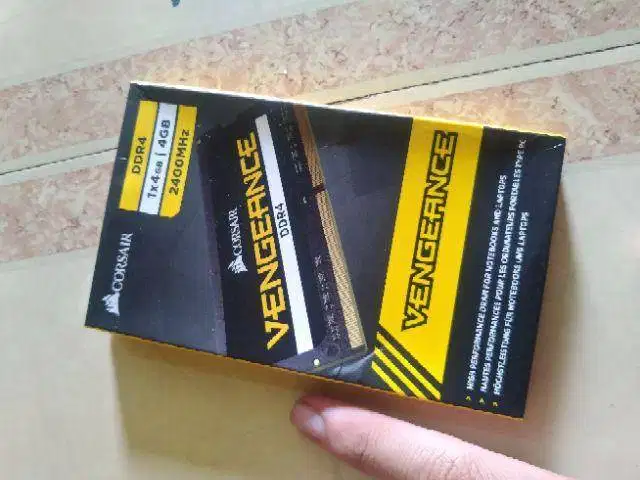 Ram laptop corsair 4gb ddr4 ngebut 2400mhz