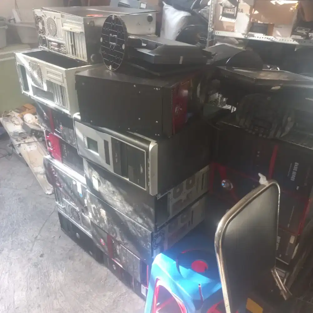 Komputer bekas kami beli