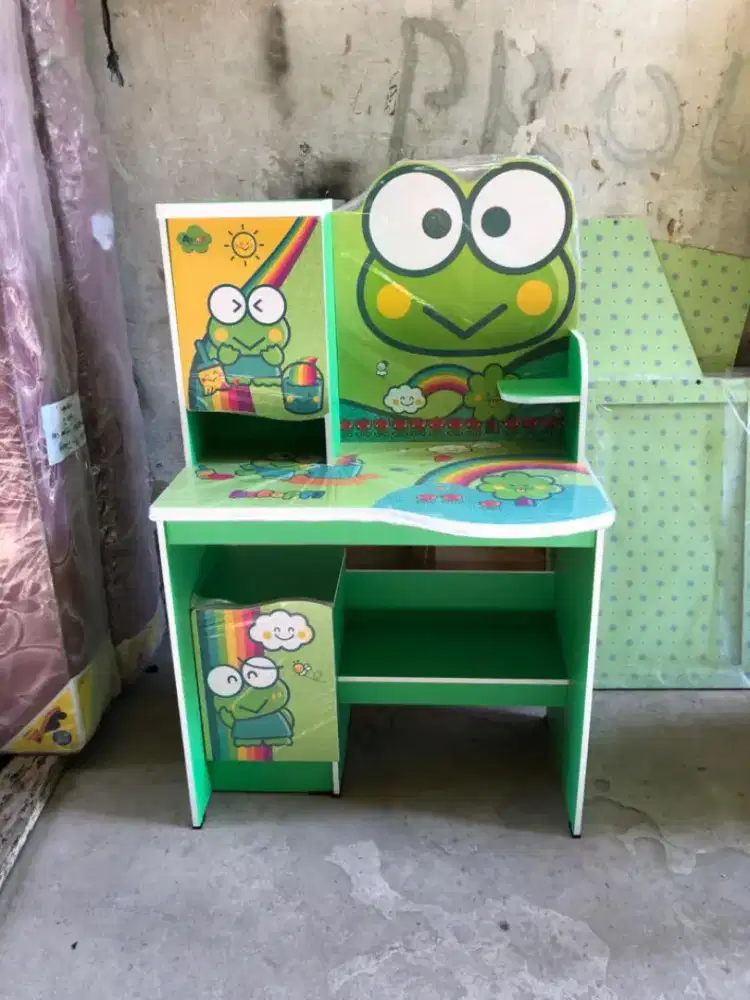 Meja Belajar Anak Gambar Keropi / Lemari Belajar Gambar Keropi 36